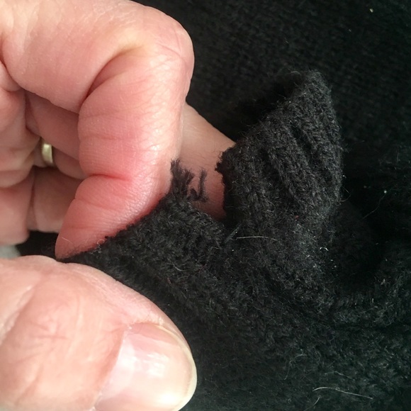 Adorable Rudolph doggie sweater! - Picture 5 of 7